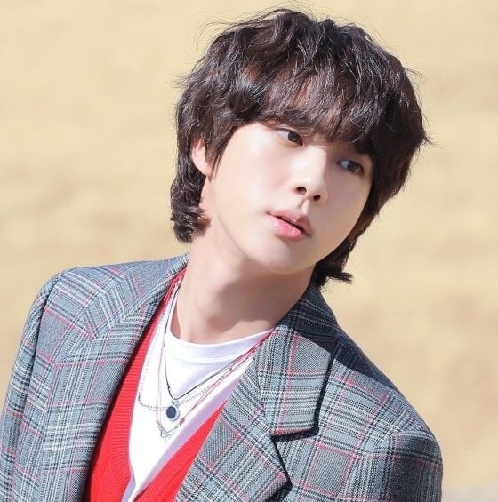 방탄소년단 진, 'The Astronaut' 전세계 빌보드 차트 점령..‘최정상 솔로 아티스트 JIN’의 막강 파워