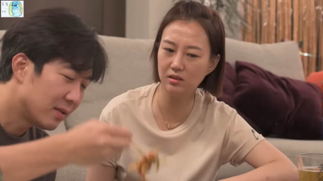 [종합] 장윤정, ♥도경완 카드로 세탁소 1회에 33만원 결제…"몇 십 벌 했길래" 당혹('도장TV')