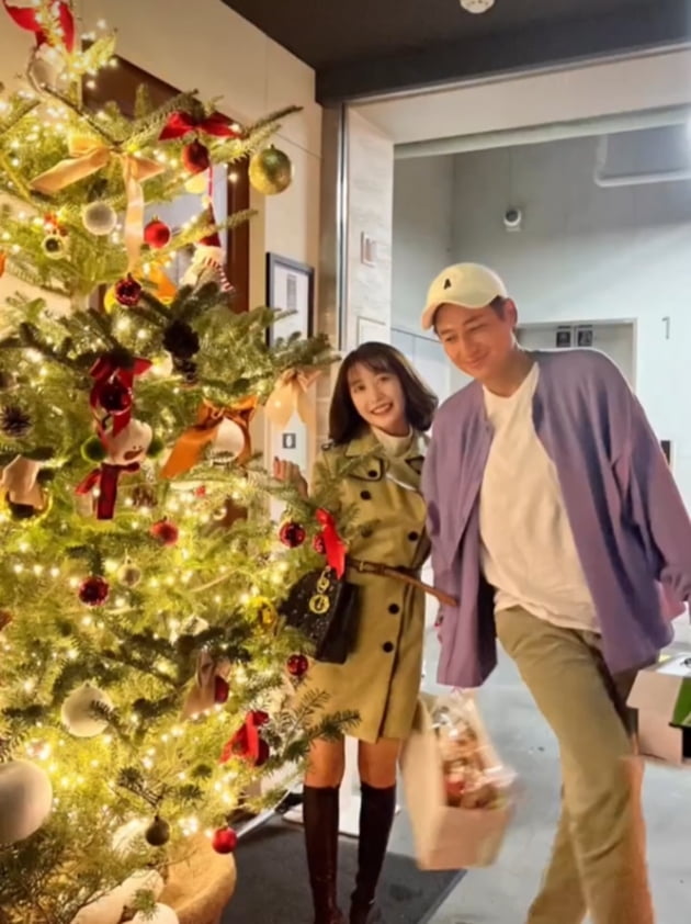 아야네, 800만원 명품 D사 가방 들고 ♥이지훈과 데이트 "벌써 연말"