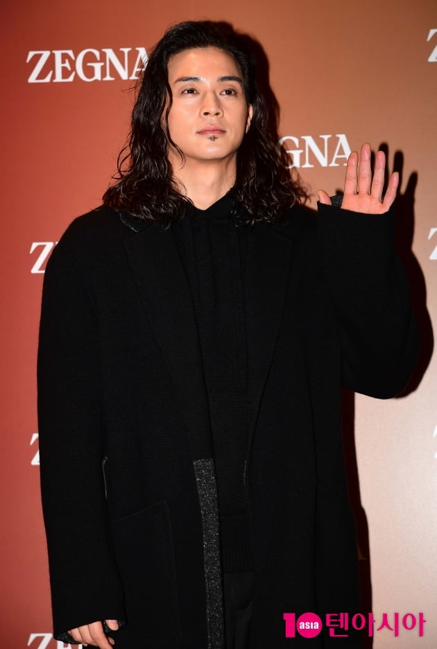 [TEN 포토] 김지훈 '훈훈한 비주얼'