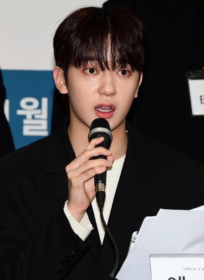 [TEN 포토] 오메가엑스 예찬 "미국에서 매니저 폭행으로 인해 분리요청 했다"