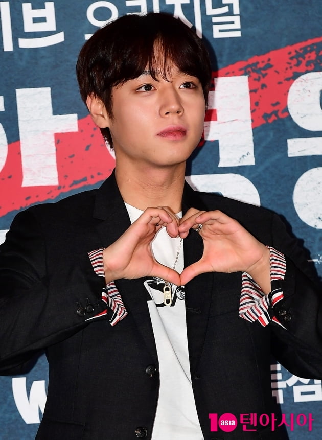 [TEN 포토] 박지훈 'OTT로 자주 만나요'