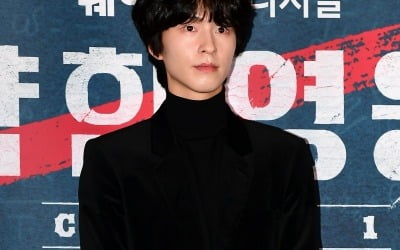 [TEN 포토] 홍경 '새로운 모습으로 만나요'