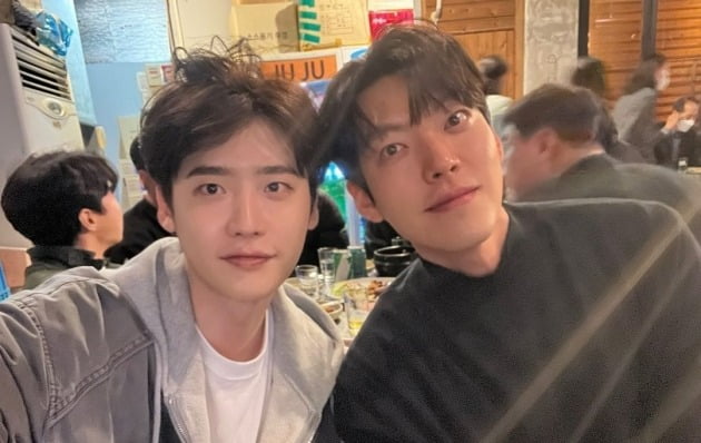 이종석·김우빈, '학교 2013' 고남순·박흥수가 다시 만났네…훈훈 조합
