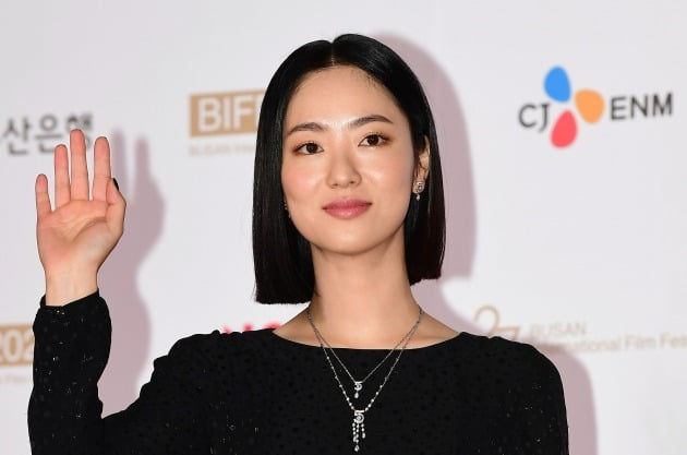 [공식] 전여빈, '하얼빈' 출연 확정…현빈과 함께 조국 되찾는다