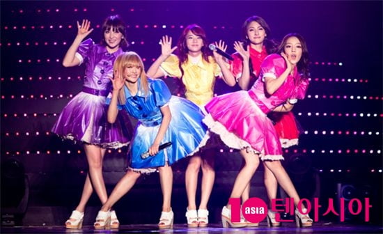 '구하라 없는' 완벽하지 않은 완전체 카라, 그래서 더 애틋한 카라 [TEN스타필드]