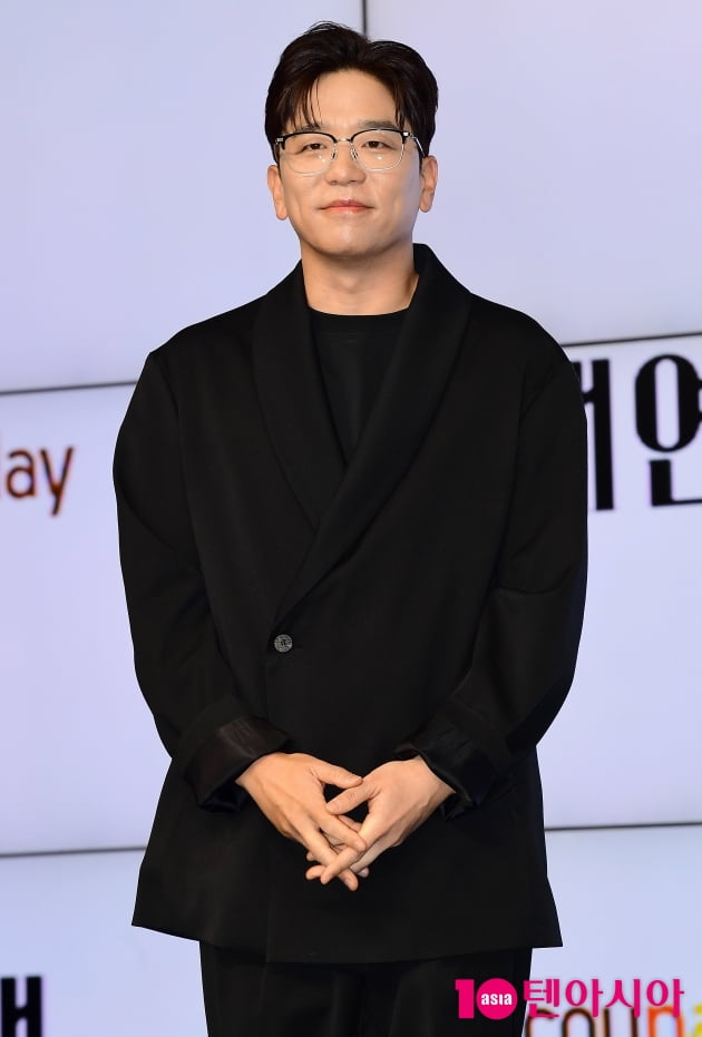 [종합] "사각지대無" 비상계단서도 알콩달콩 '사내연애'…이미주 "연애 감정 왔다갔다"
