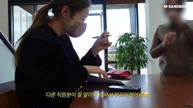 '임창정♥' 서하얀, '캐나다 유학' 첫째 둘째子 위해 동분서주…화장품 가게 싹쓸이