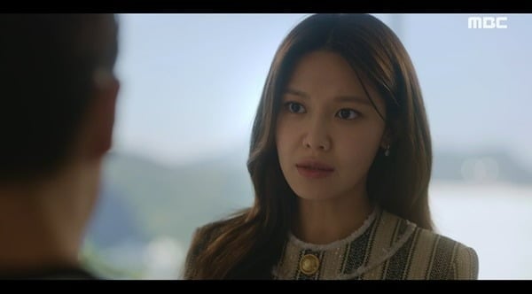 [종합] 악플 받는 톱스타 최수영, 윤박과 운명적 재회 "네 딸이야?"('팬레터')