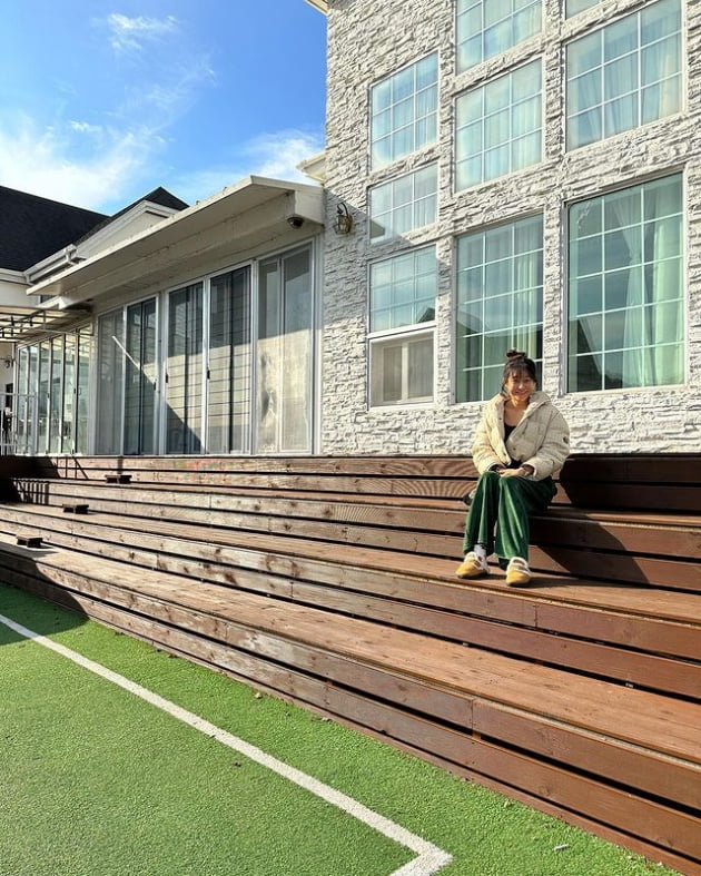 '송도맘' 현영, '학비만 6억' 국제학교 재학 딸·아들과 여행 "스트레스↓"