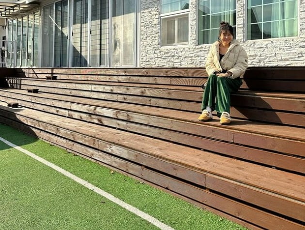 '송도맘' 현영, '학비만 6억' 국제학교 재학 딸·아들과 여행 "스트레스↓"