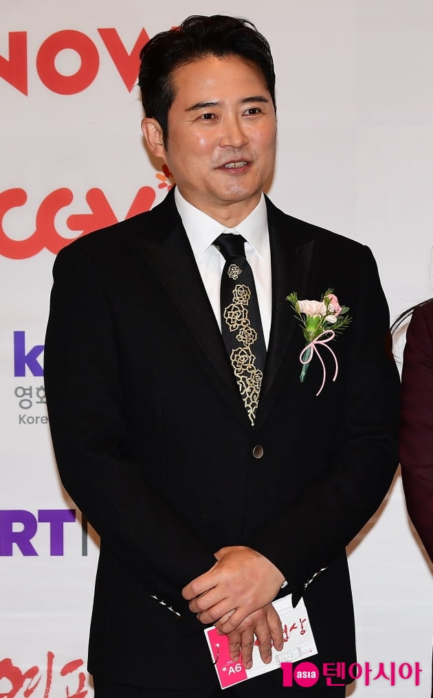 [TEN 포토] 임호 '영평상 MC 인사드려요'