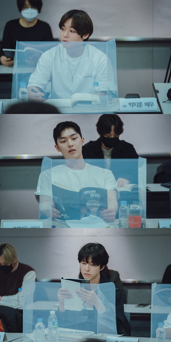 /사진제공=웨이브
