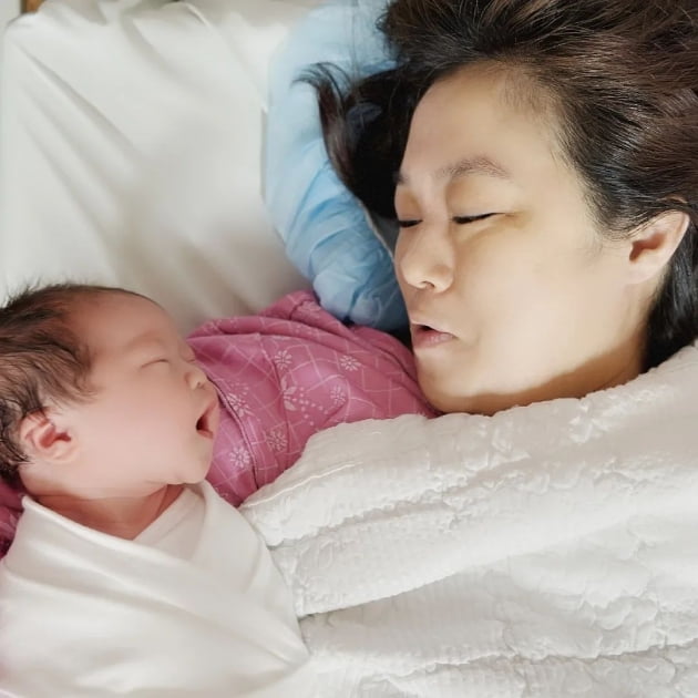 이재은, 43세에 출산한 노산맘의 딸 사랑 "태리 대학생 되면 엄만 환갑"