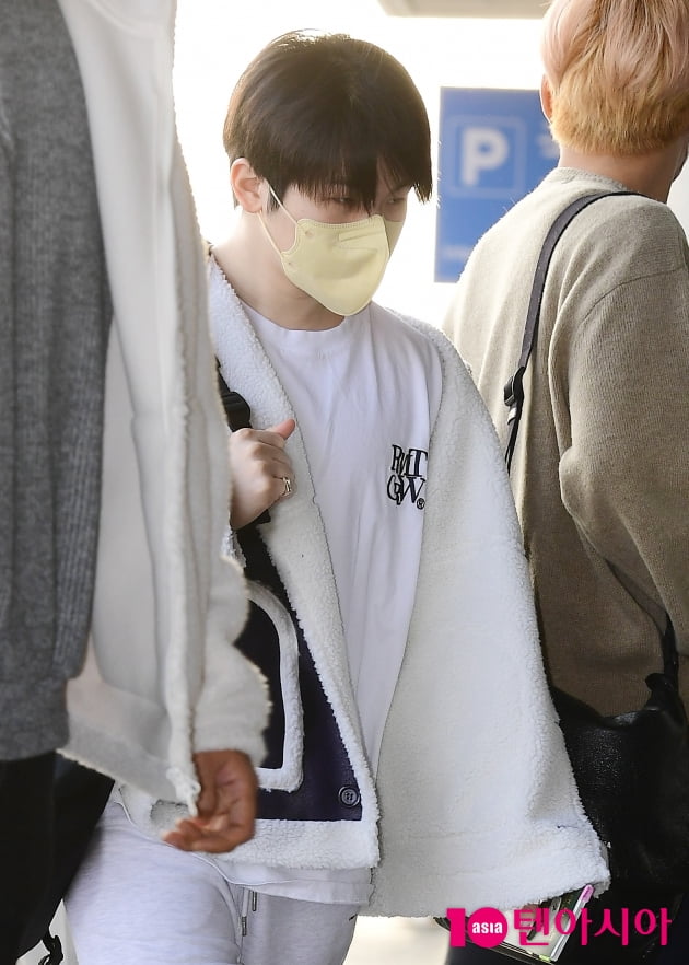 [TEN 포토] 세븐틴 우지 '흰티만 입어도 빛나'