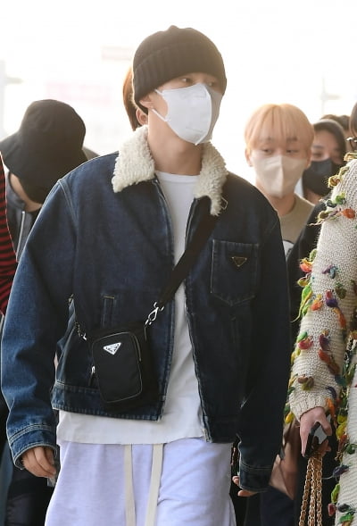 [TEN 포토] 세븐틴 호시 '매력적인 패션'
