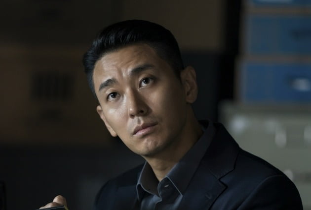 주지훈, 의뢰 100% 처리하는 흥신소 사장서 검사로 위장한 사연('젠틀맨')