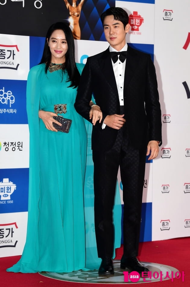 [TEN 포토] 김혜수-유연석 '청룡영화상 2MC'