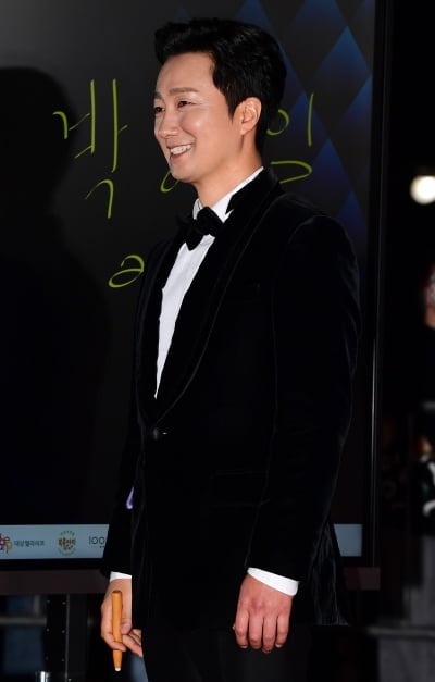 [TEN 포토] 박해일 '호탕한 웃음'