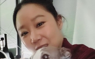 공효진, ♥케빈오와 결혼 후 '행복 근황'…'초근접 셀카'에 미소