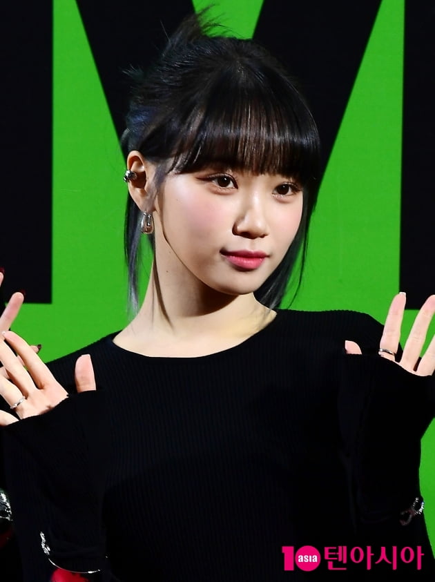 [TEN 포토] 르세라핌 김채원 '손바닥 보다 작은얼굴'