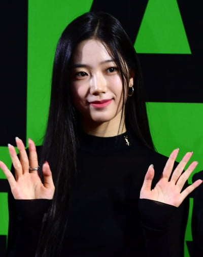 [TEN 포토] 르세라핌 카즈하 '예쁜게 체질'