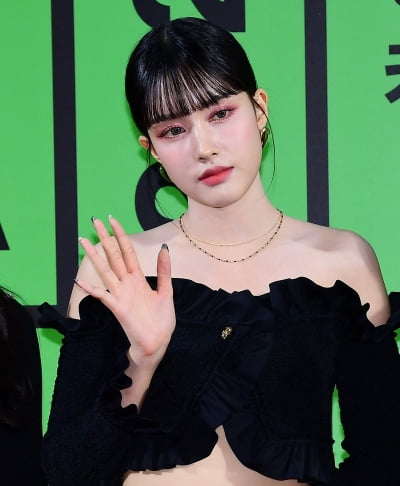 [TEN 포토] 스테이씨 윤 '쇄골미인'