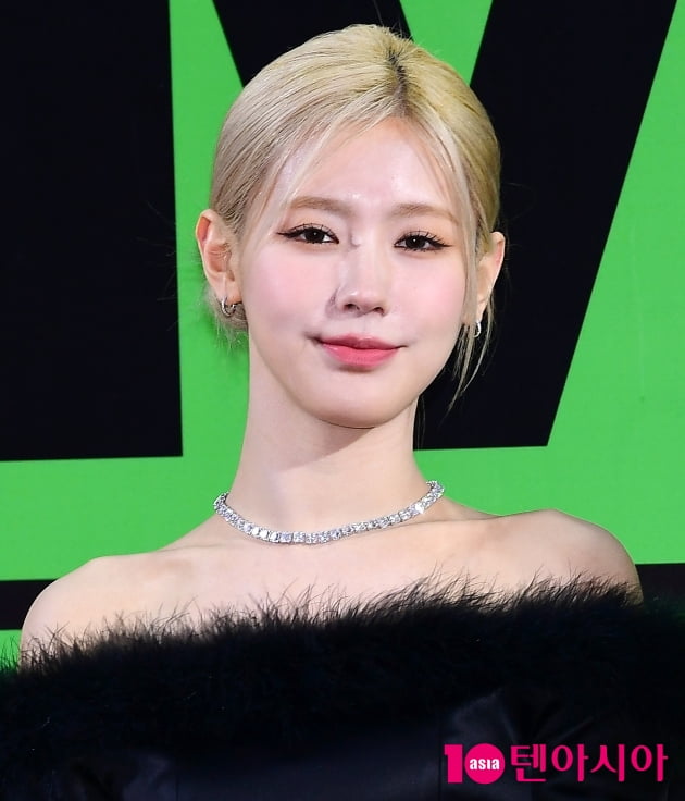 [TEN 포토] (여자)아이들 미연 '아름다운 오프숄더'