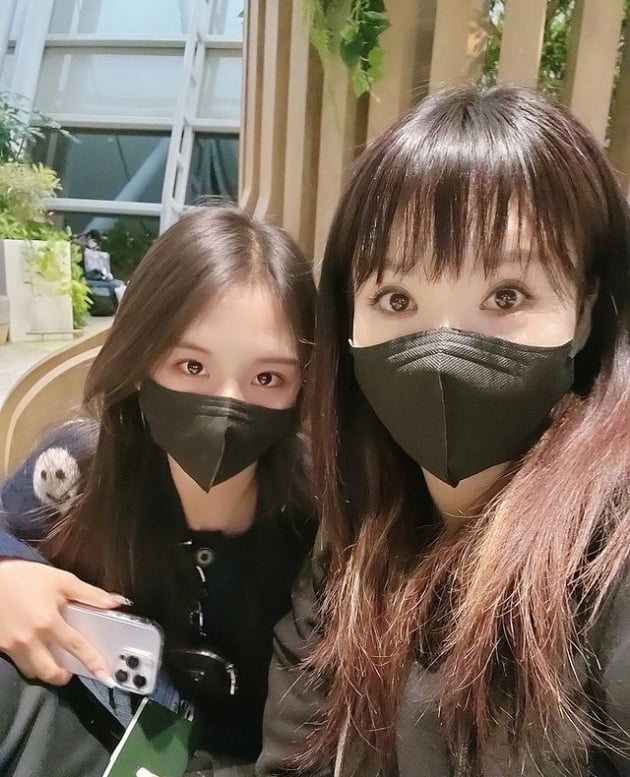 이동국 딸 재시, 미스코리아 母와 함께 카타르로…미모는 모전여전