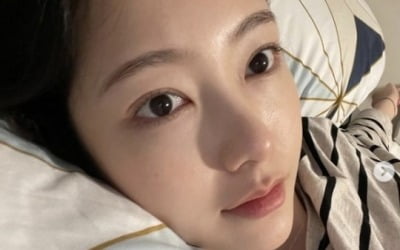 '에릭♥'나혜미, '예비맘'의 빛나는 비주얼…앳된 얼굴에 한컷