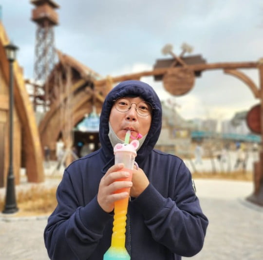 '이수근♥' 박지연, 결혼 14년차에도 "우리 남편 귀엽죠?"