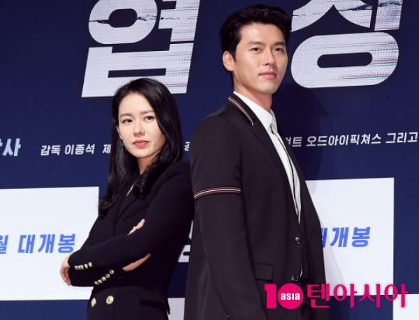 8개월 만에 부모된 손예진♥현빈, 아들은 외모·재력 다 갖췄네 [TEN스타필드]