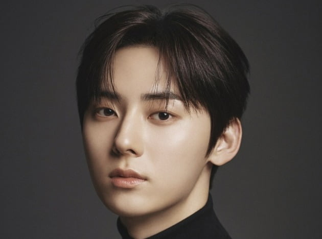 [공식] 황민현, '소용없어 거짓말' 출연…김소현과 로맨스 호흡