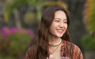 '러브캐처 인 발리' 나이·직업 공개…'장원영 닮은꼴' 황수지 두고 삼각 신경전