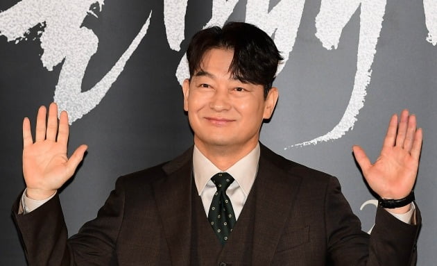 [공식] 조성하, 오늘(29일) '두시의 데이트' 출연…유해진·류준열 '올빼미' 홍보