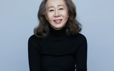 윤여정, '후크 엔터·나영석 예능' 접고 '파친코2' 본업 집중 [TEN피플]