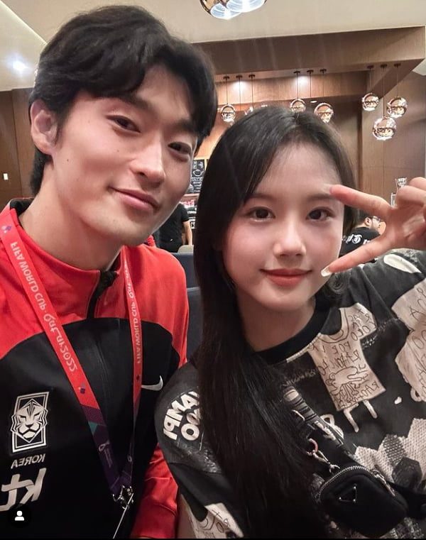 "이동국도 생각이 없네, 경솔해" 딸 재시, 조규성과 인증샷 논란