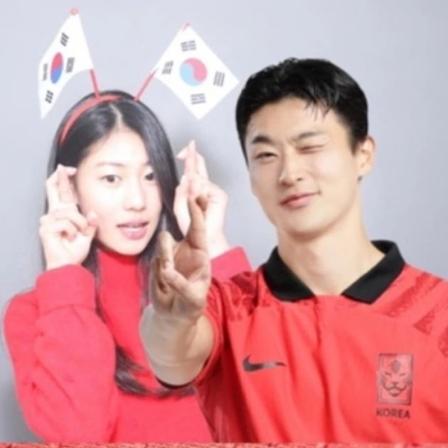 송지아, '인기 폭발' 조규성과 사진 찍었다…JYP가 탐낸 美모
