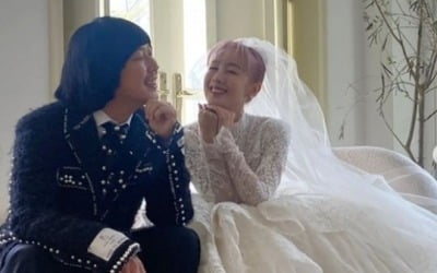 하하♥별, 리마인드 웨딩 촬영…10년차 부부의 "귀여워" 콩깍지