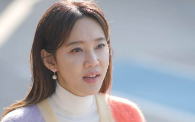 오현경 "고3 때 교복 처음 입어, 데뷔 후 부모님께 집 사드렸다" ('고두심이좋아서')