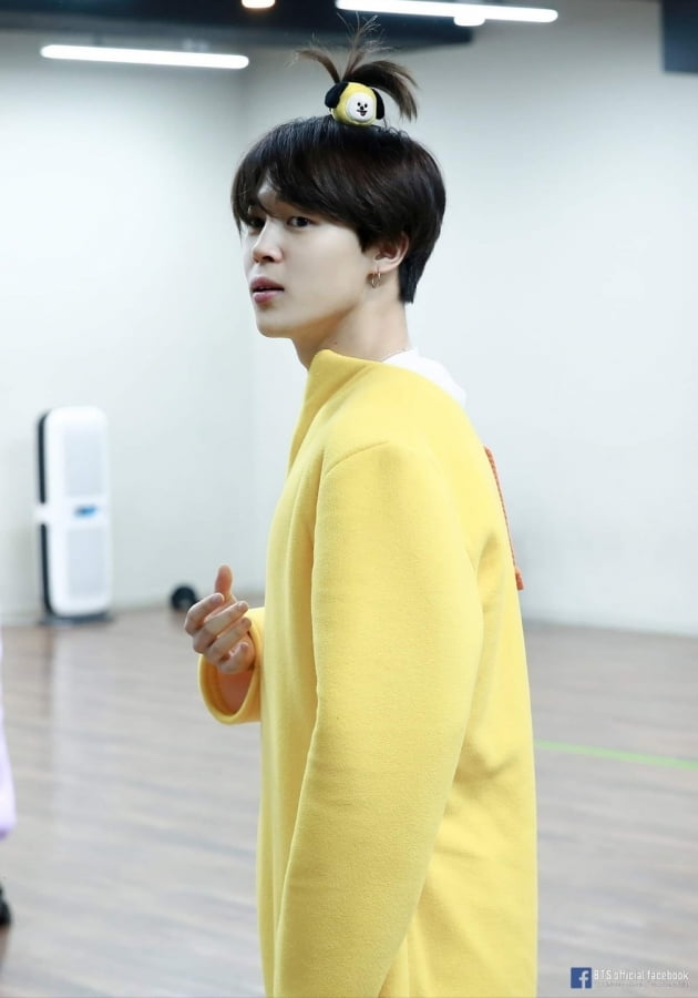방탄소년단 지민, '치미'가 왜 거기서 나와…카타르서 '승리 요정'
