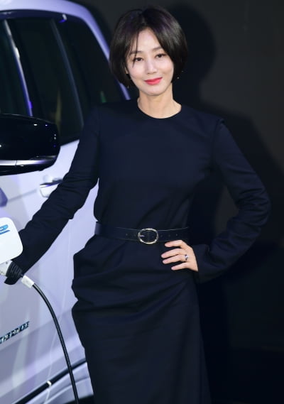 [TEN 포토] 김성령 '세월 역행 비주얼'