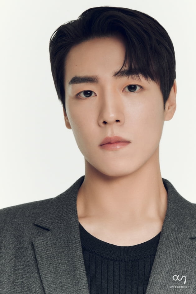 이현우 /사진제공=어썸이엔티