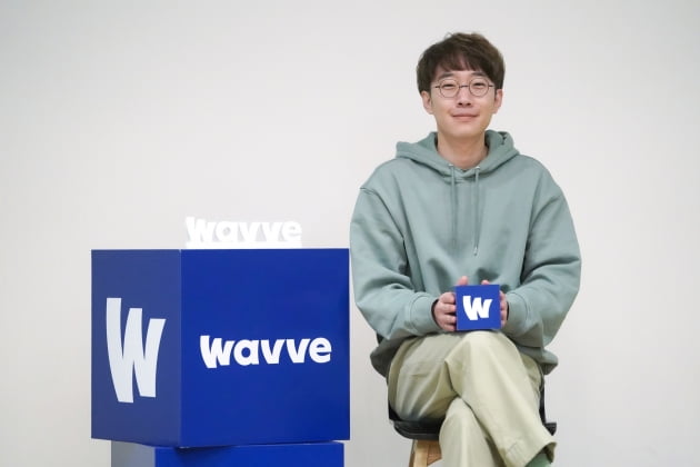 임창혁 PD가 8일 열린 웨이브 오리지널 예능 쇼케이스에 참석했다. / 사진제공=웨이브