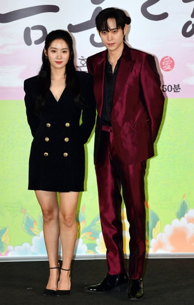 [TEN 포토] 박주현-김영대 '비주얼 커플'