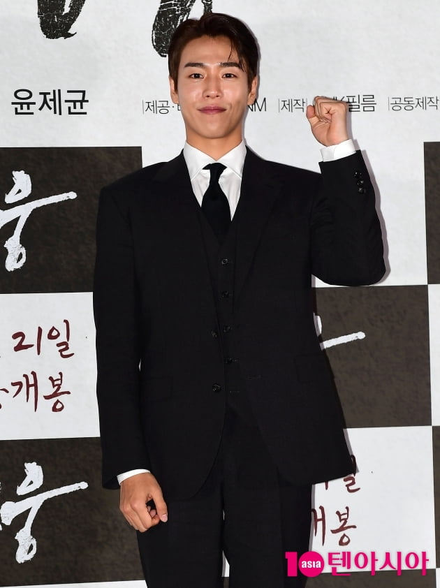 [TEN 포토] 이현우 '멋진 미소'
