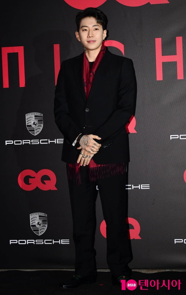 [TEN 포토] 박재범 '머리부터 발끝까지 센스가 가득~'