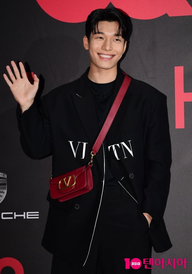 [TEN 포토] 위하준 '소년美 가득한 미소'