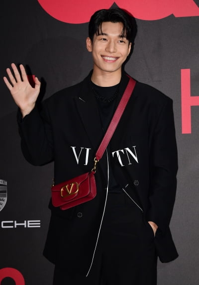 [TEN 포토] 위하준 '소년美 가득한 미소'