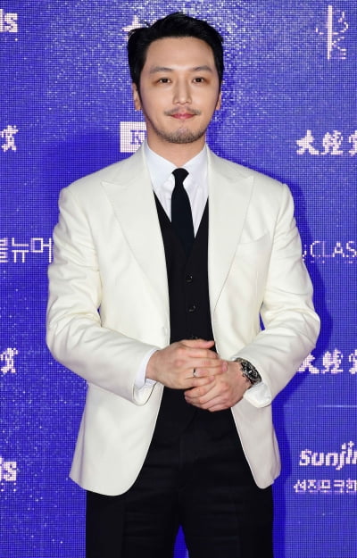 [TEN 포토] 변요한 '훈훈한 비주얼'